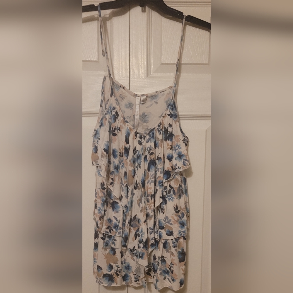 Lauren Conrad Floral Tank Size L
